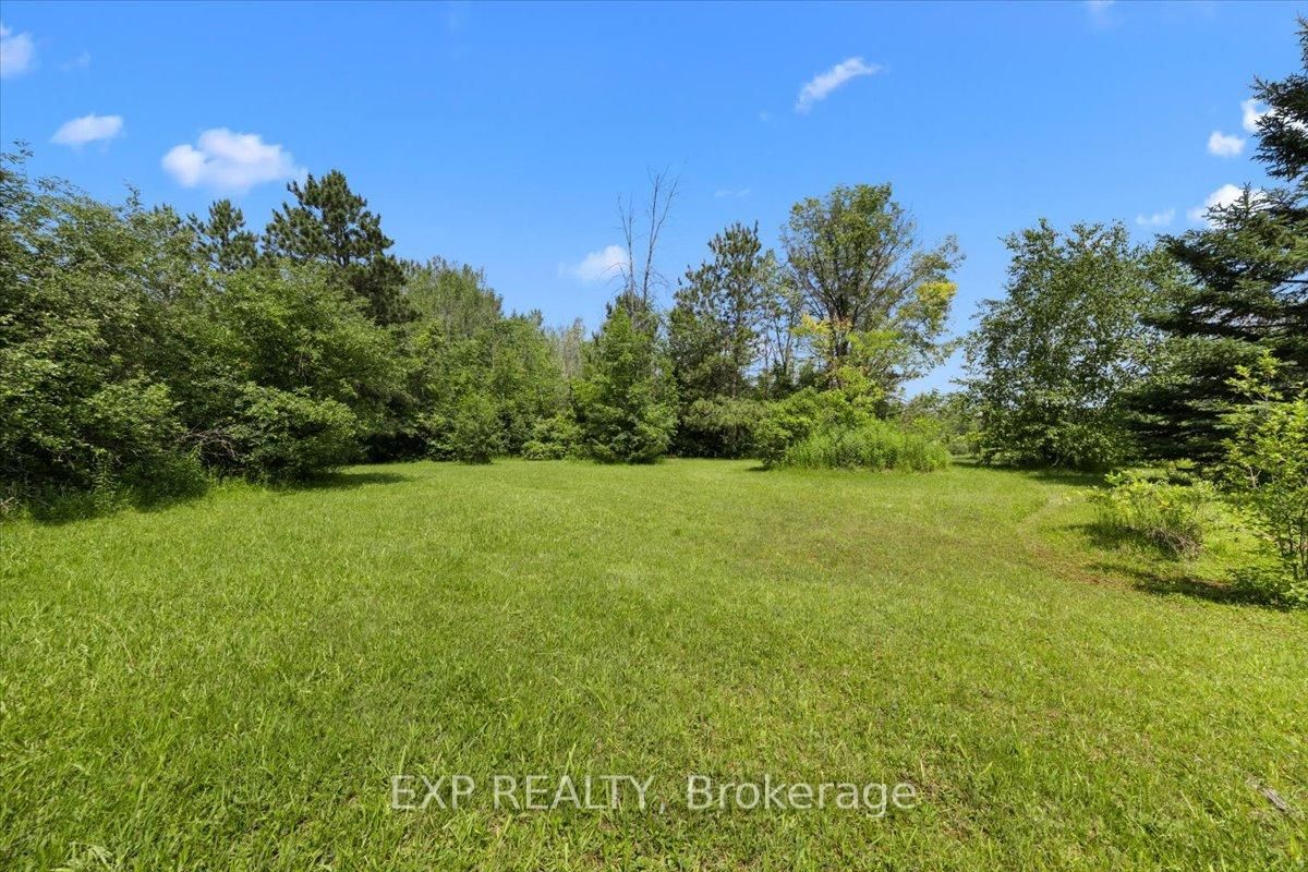 6889 Snake Island Road • Greely, ON photo 2