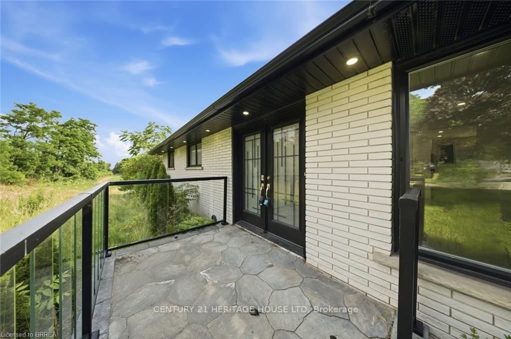 360 Bishopsgate Road • Brant, ON photo 3
