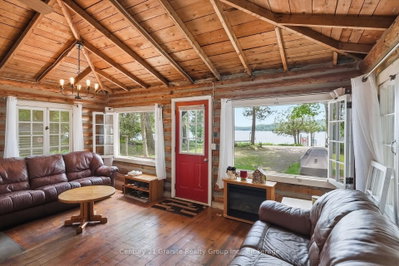 1163 REYNOLDS Road • Minden Hills, ON photo 8