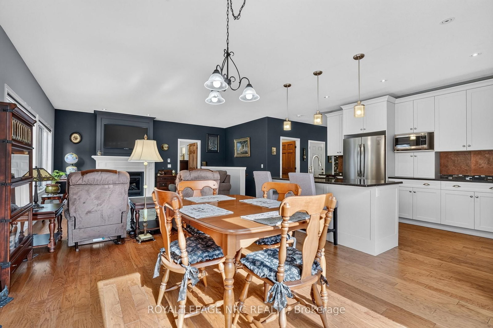 3307 RISELAY Avenue • Fort Erie, ON photo 17