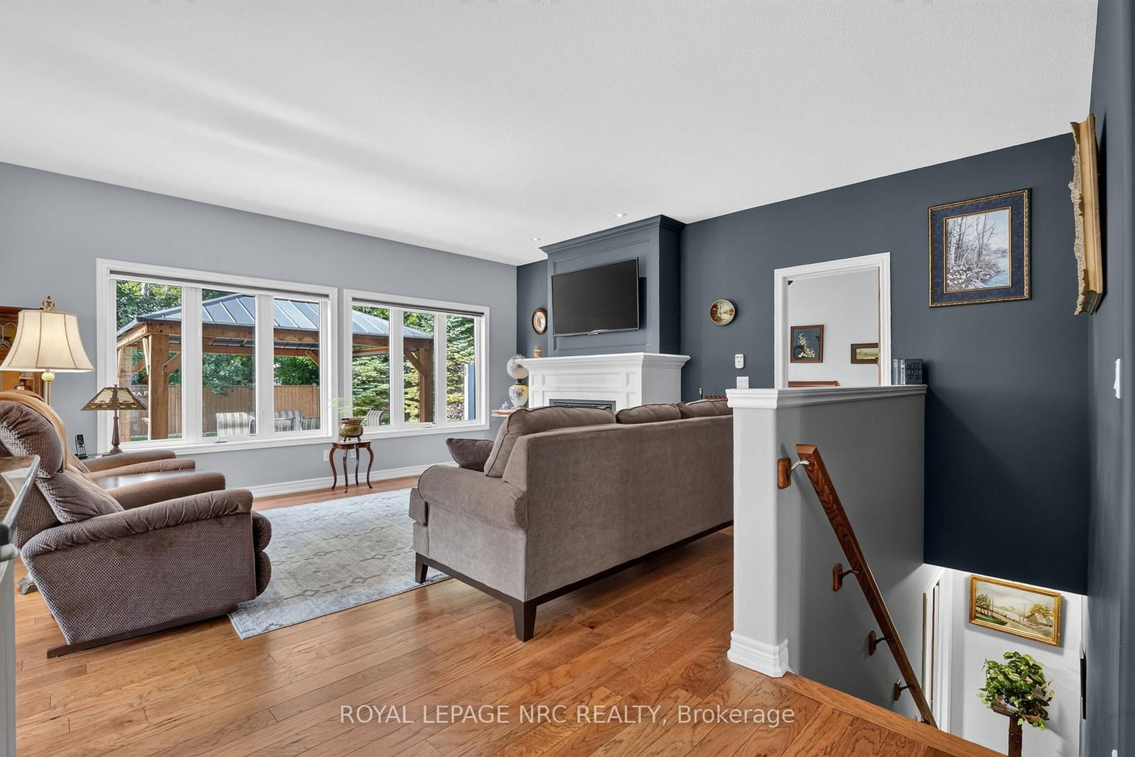3307 RISELAY Avenue • Fort Erie, ON photo 18