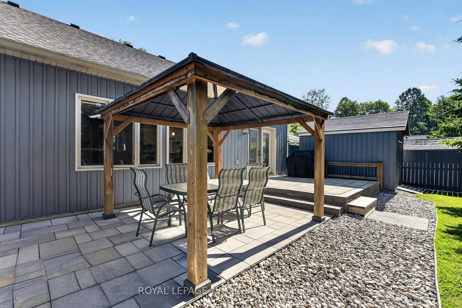 3307 RISELAY Avenue • Fort Erie, ON photo 34