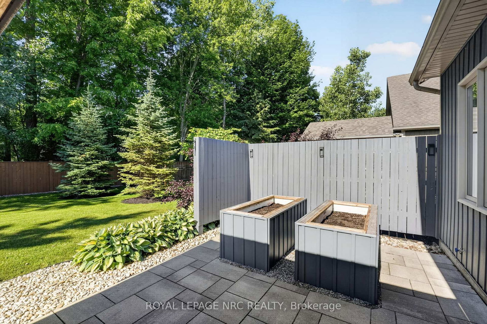 3307 RISELAY Avenue • Fort Erie, ON photo 35