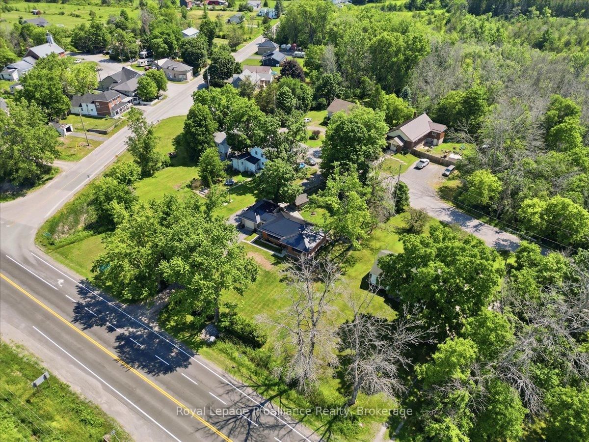 3798 Highway 37 • Belleville, ON photo 39