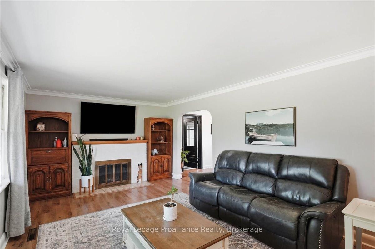 3798 Highway 37 • Belleville, ON photo 4