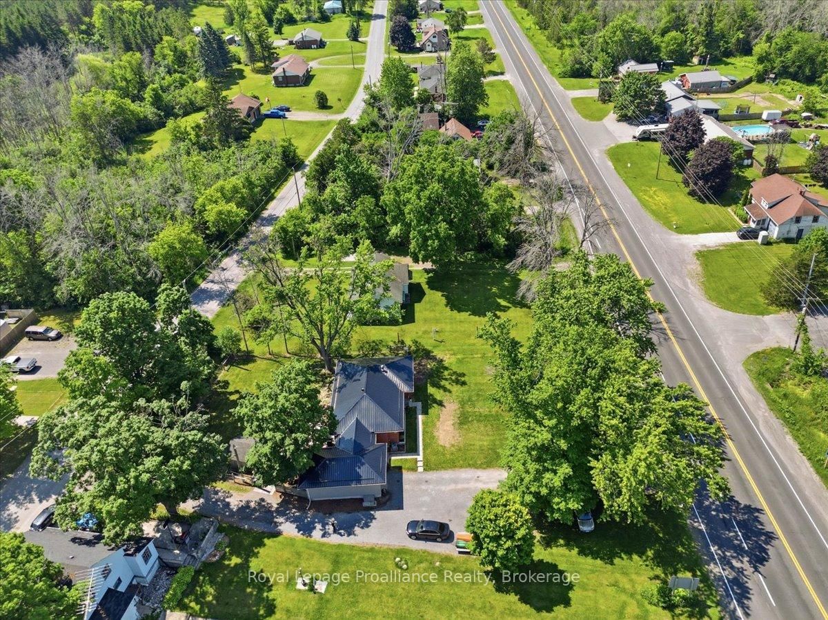 3798 Highway 37 • Belleville, ON photo 40