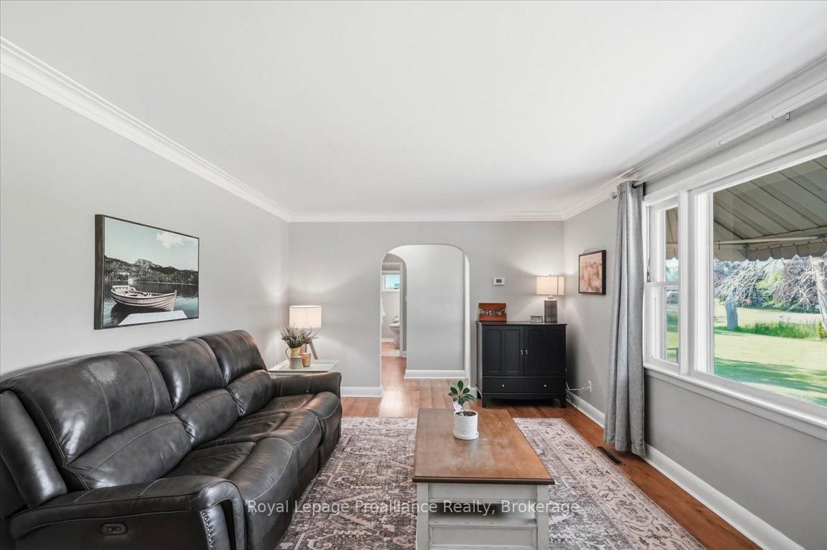 3798 Highway 37 • Belleville, ON photo 5
