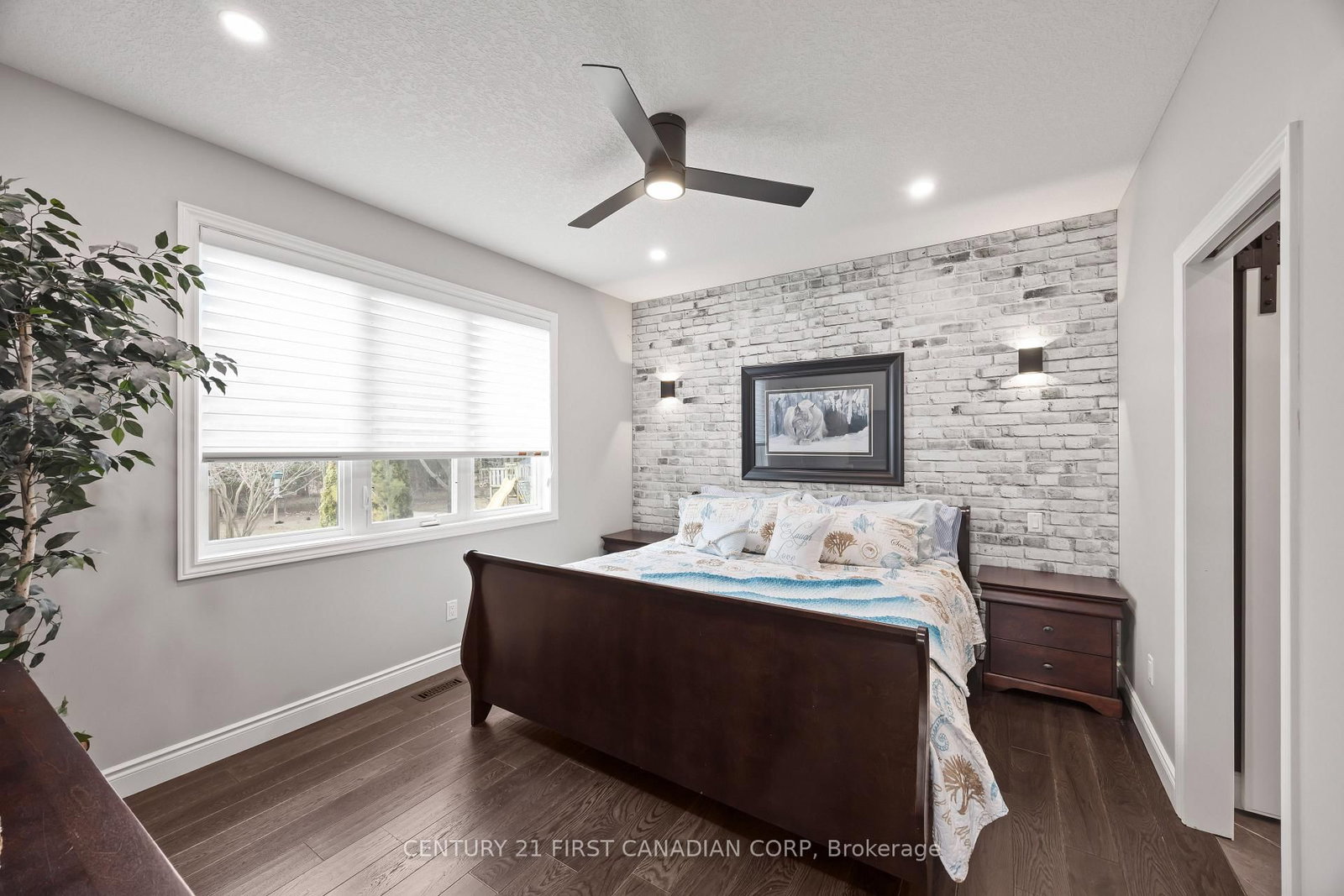 10159 Meadowlily Crescent • Lambton Shores, ON photo 28