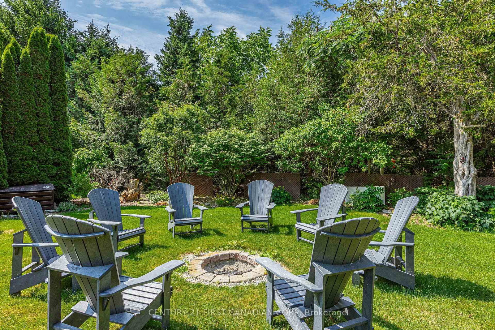 10159 Meadowlily Crescent • Lambton Shores, ON photo 49