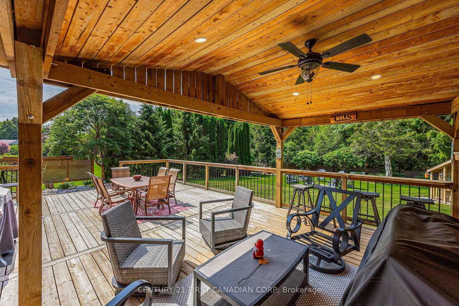 10159 Meadowlily Crescent • Lambton Shores, ON photo 8