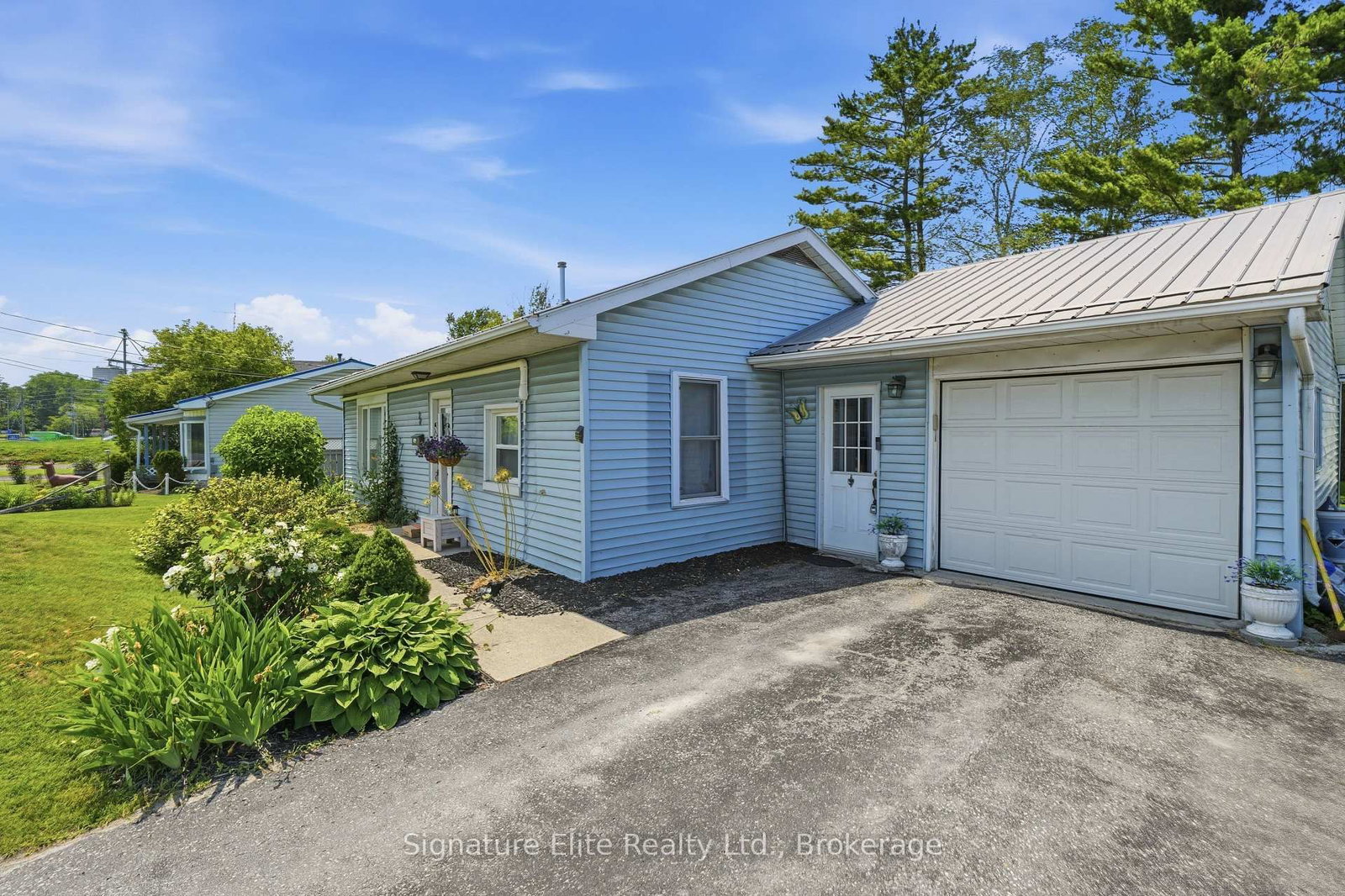74 Highway 33 • Quinte West, ON photo 31