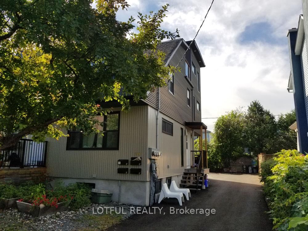 336 JOFFRE-BELANGER, Ottawa, Ontario K1L 5K4