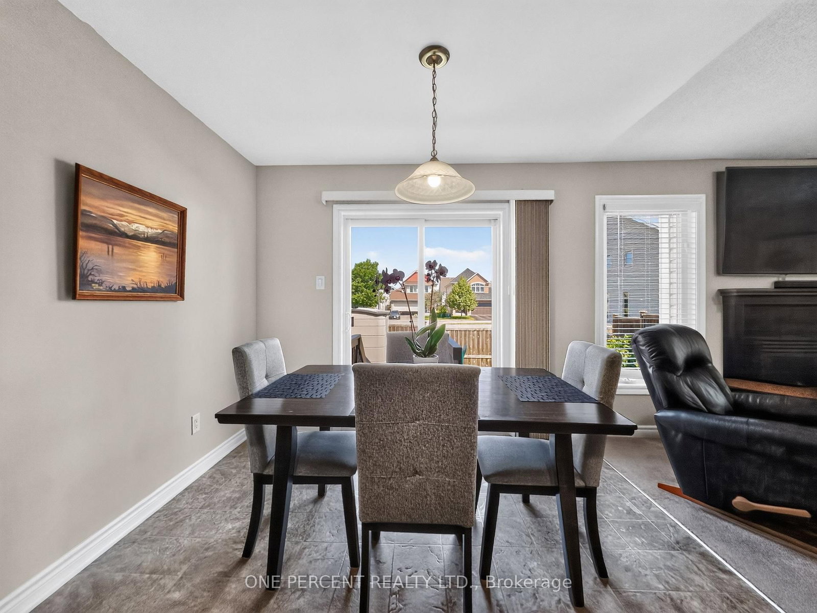 357 Sweet Grass Circle • Ottawa, ON photo 11