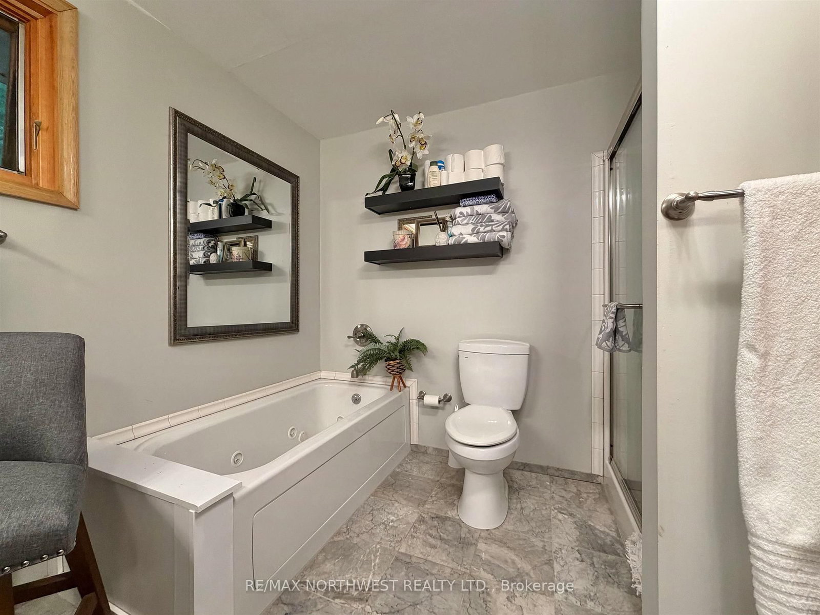 543A Reef Point Road • Rainy River Remote Area, ON photo 24