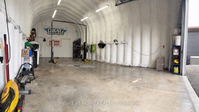 483 Clarke Road • London East, ON photo 7