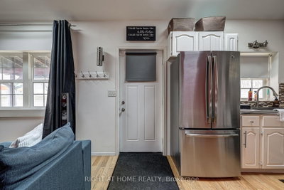 483 Clarke Road • London East, ON photo 9