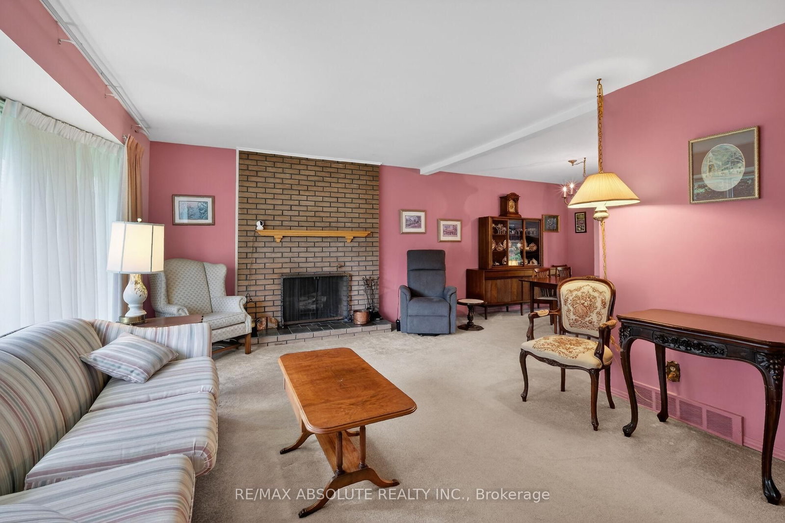 59 Evergreen Drive • Ottawa, ON photo 7