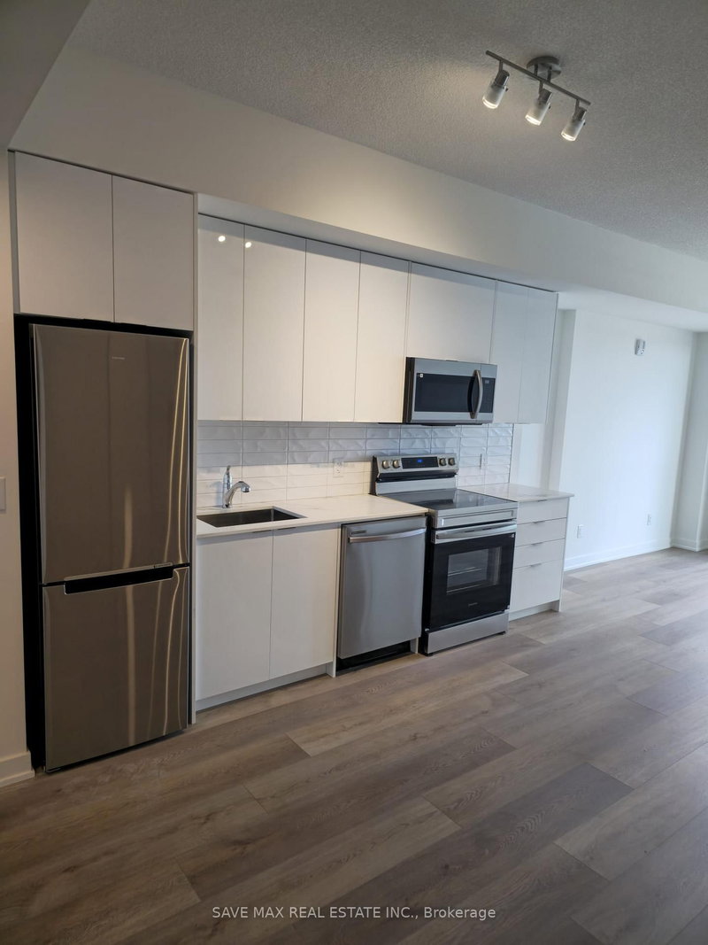 home for lease on 1104-33 Erie Road