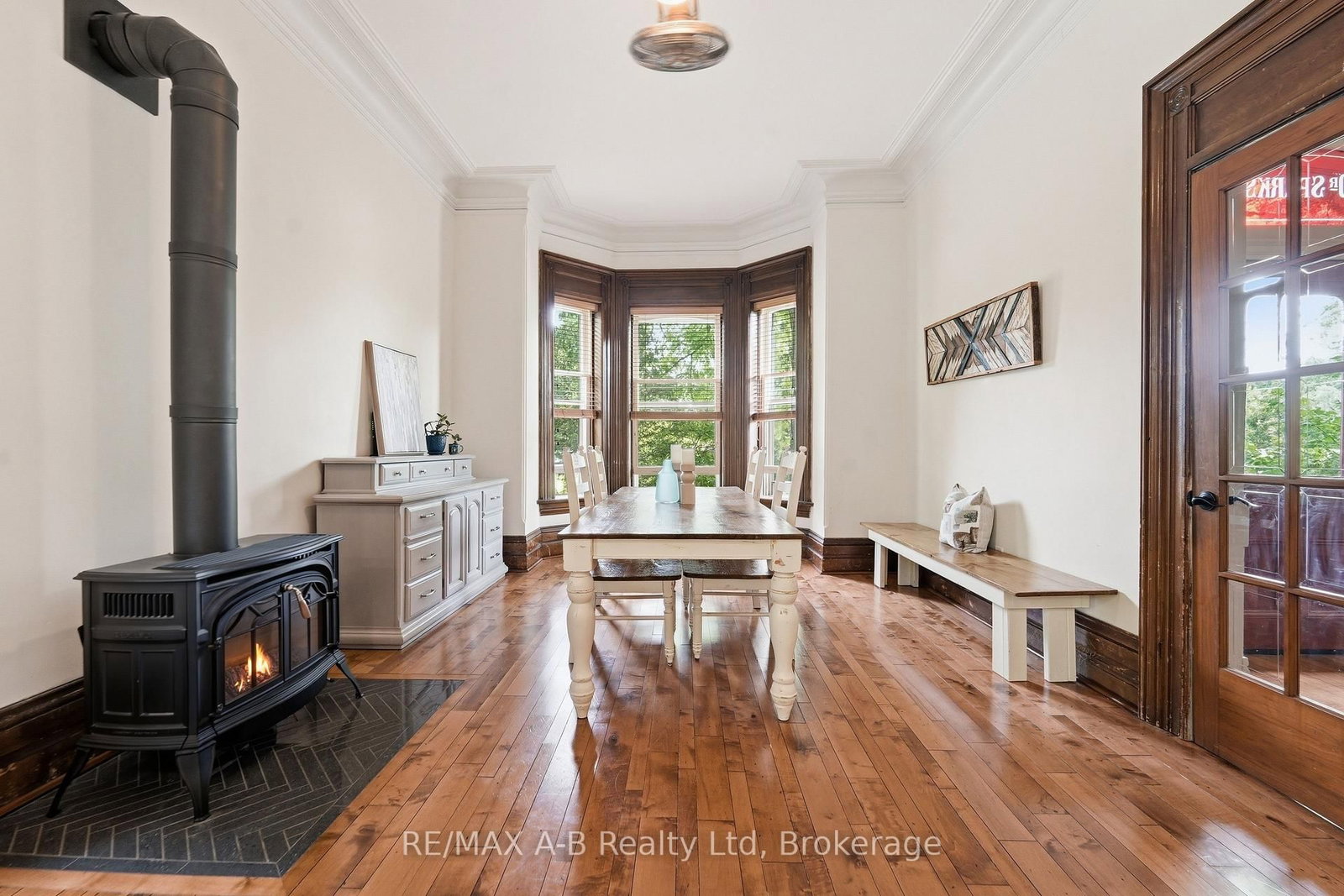 84 Church Street N • St. Marys, ON photo 14