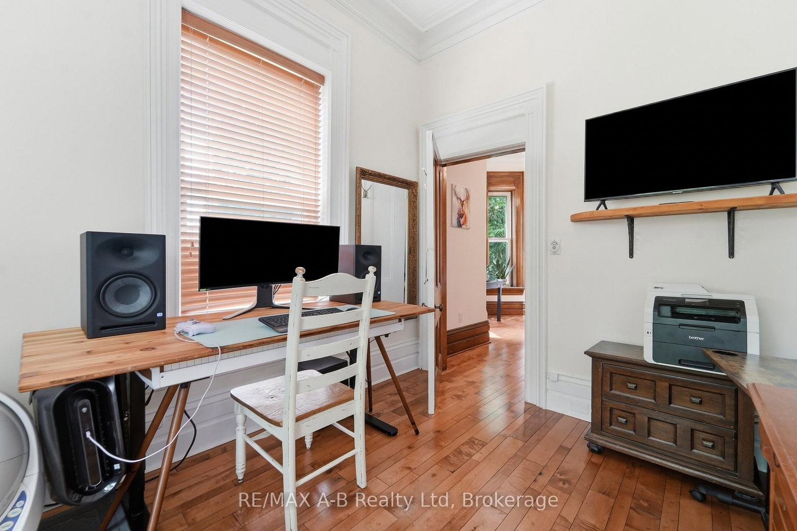 84 Church Street N • St. Marys, ON photo 16