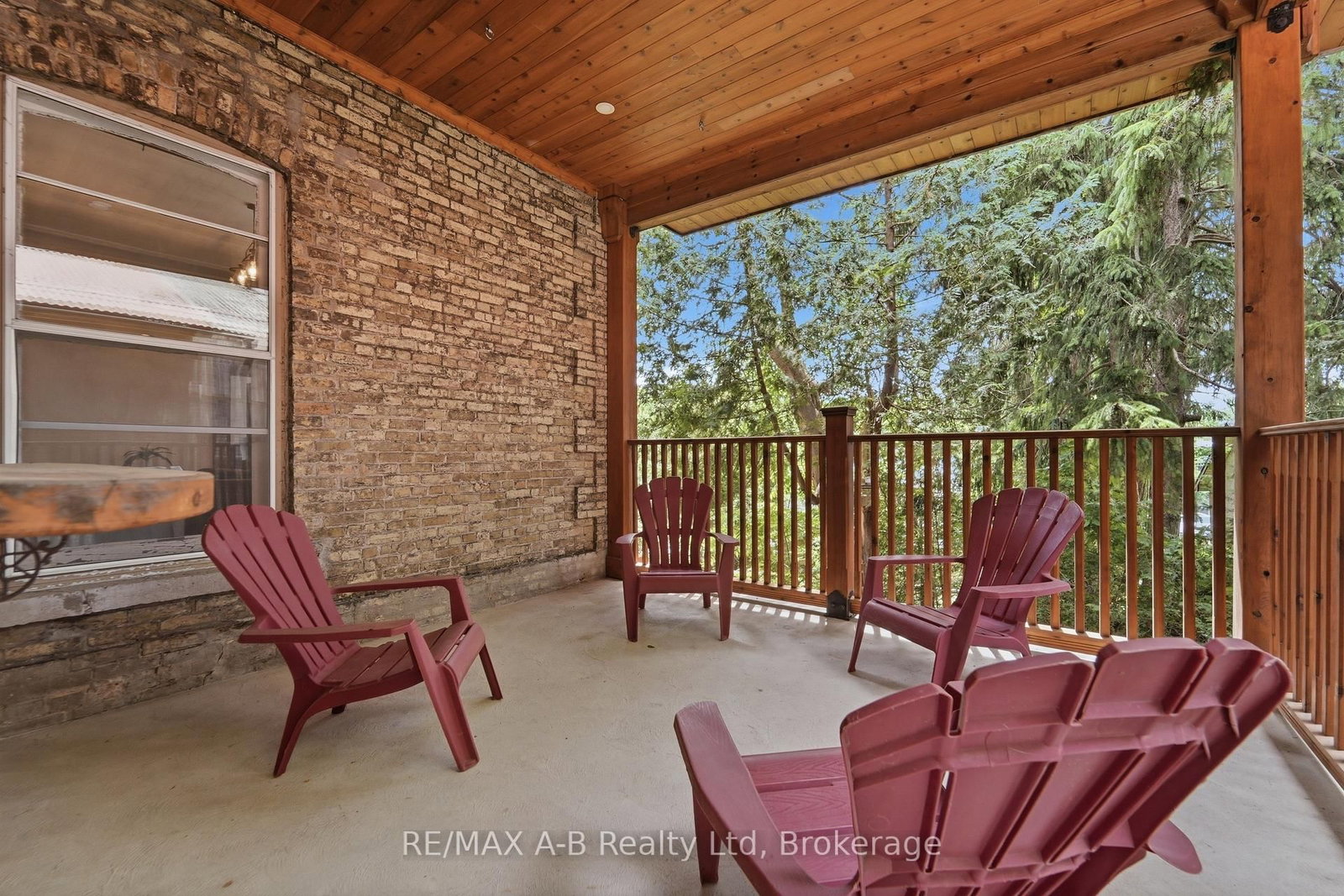 84 Church Street N • St. Marys, ON photo 28