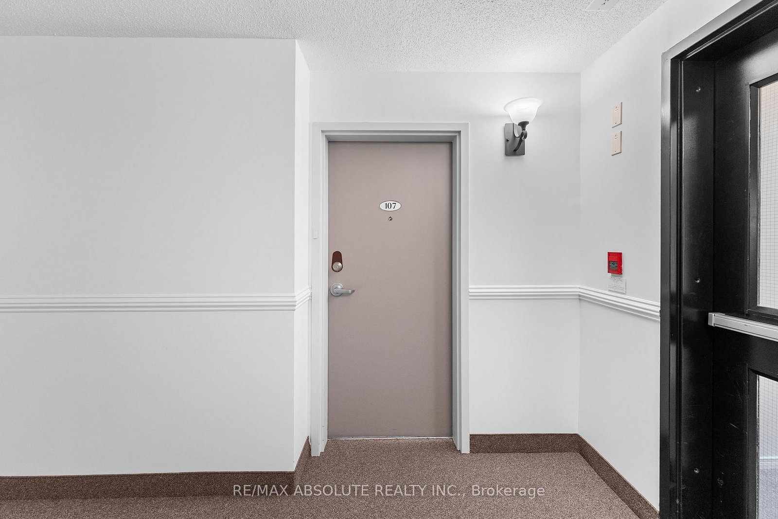 16 Sheffield Street • #107 • Arnprior, ON photo 3