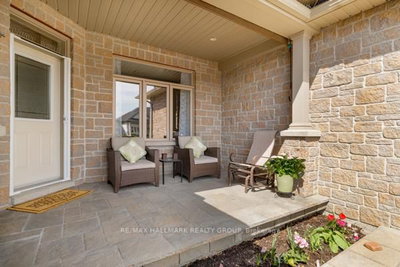 251 Royal Landing Gate • North Grenville, ON photo 2