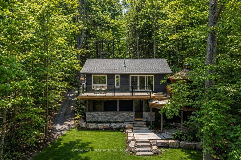 1023 Strachan Pt Rd, Muskoka Lakes, Ontario