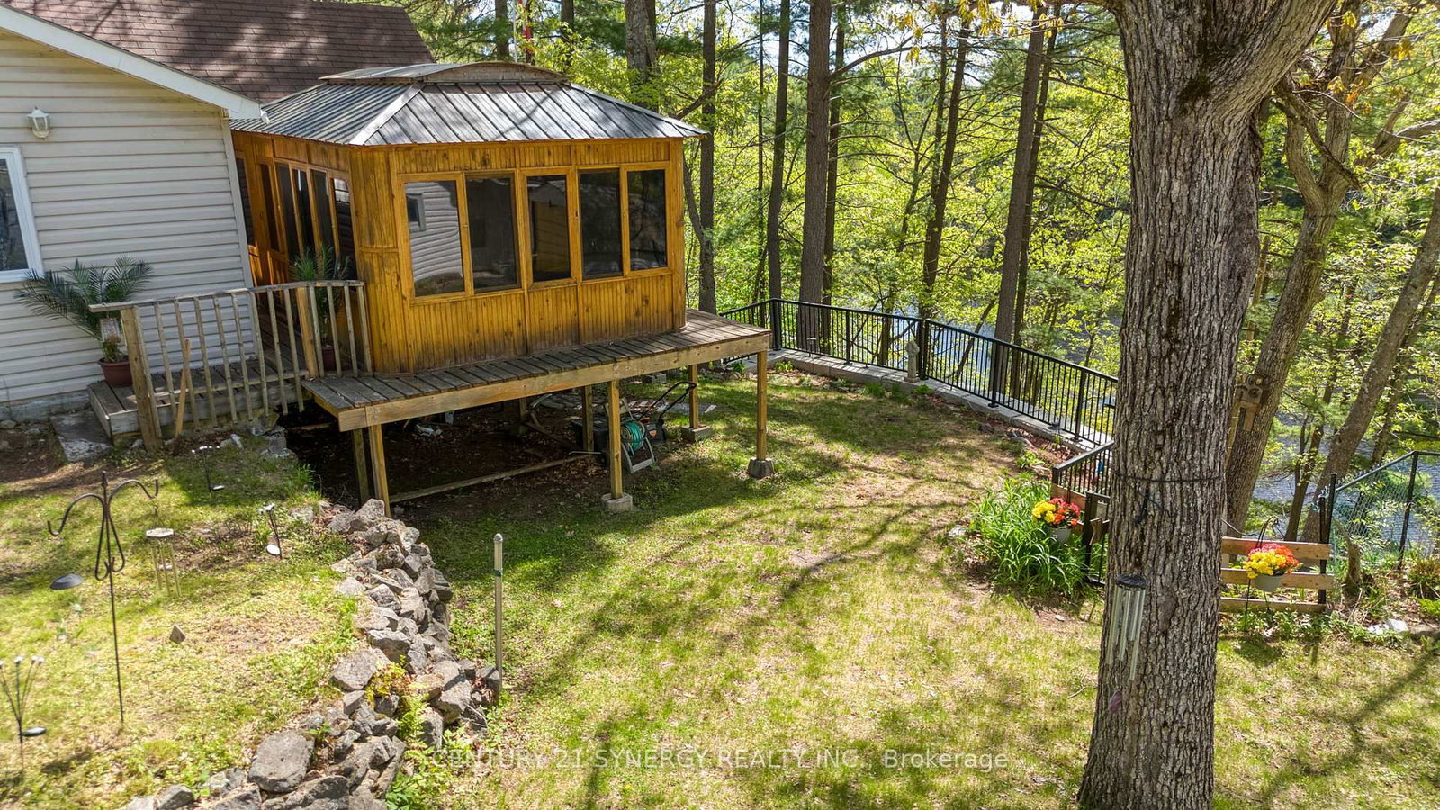 664 Raby Road • Maberly, ON photo 14