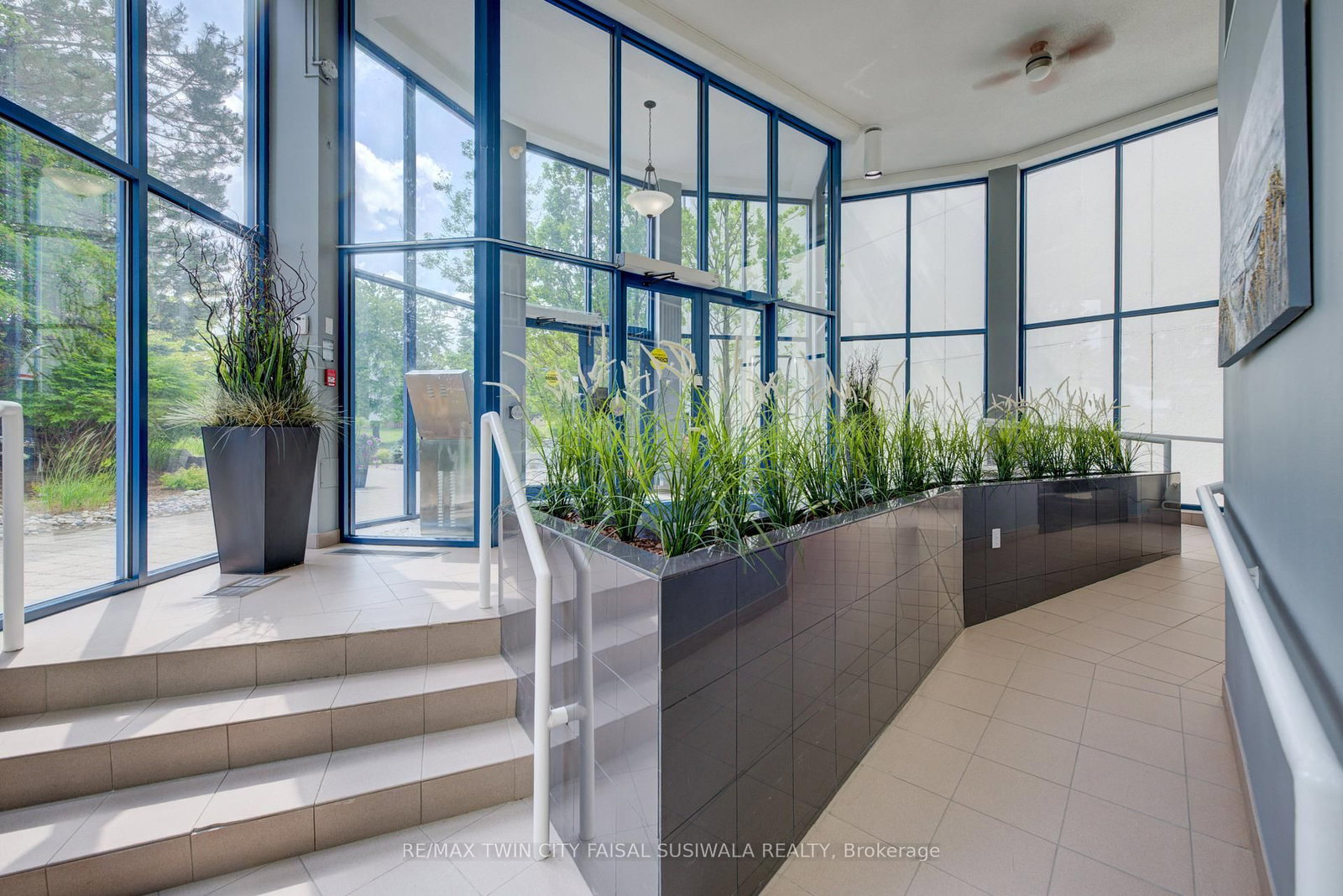 9 PINE Street • #102 • Lambton Shores, ON photo 10