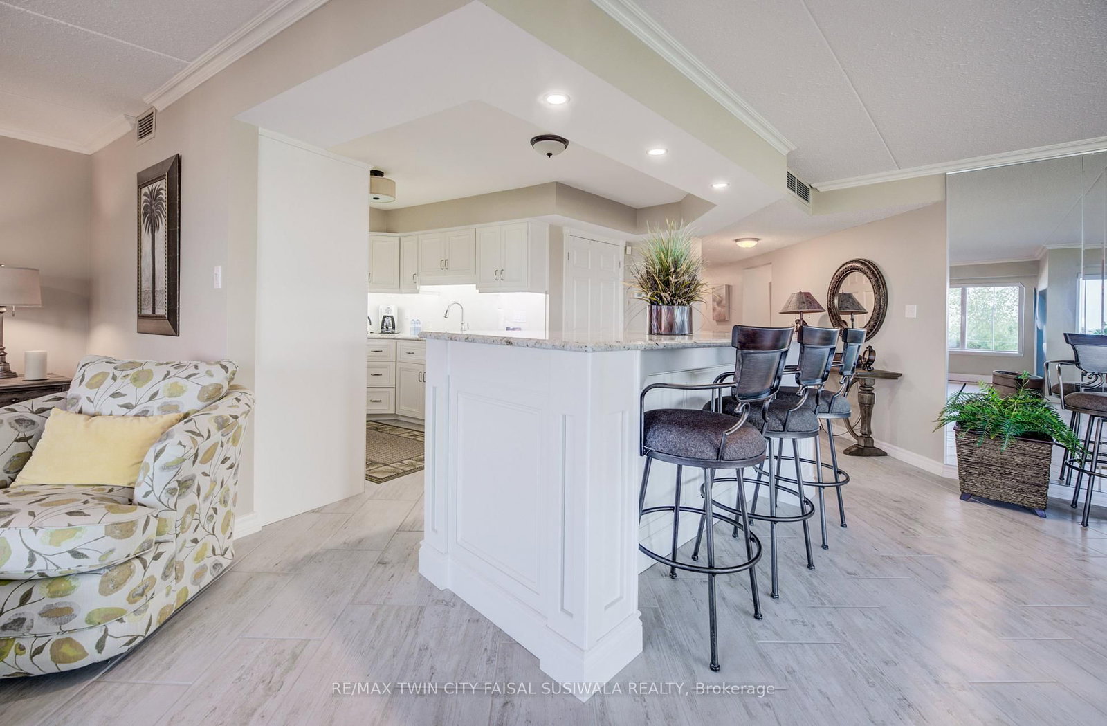 9 PINE Street • #102 • Lambton Shores, ON photo 19