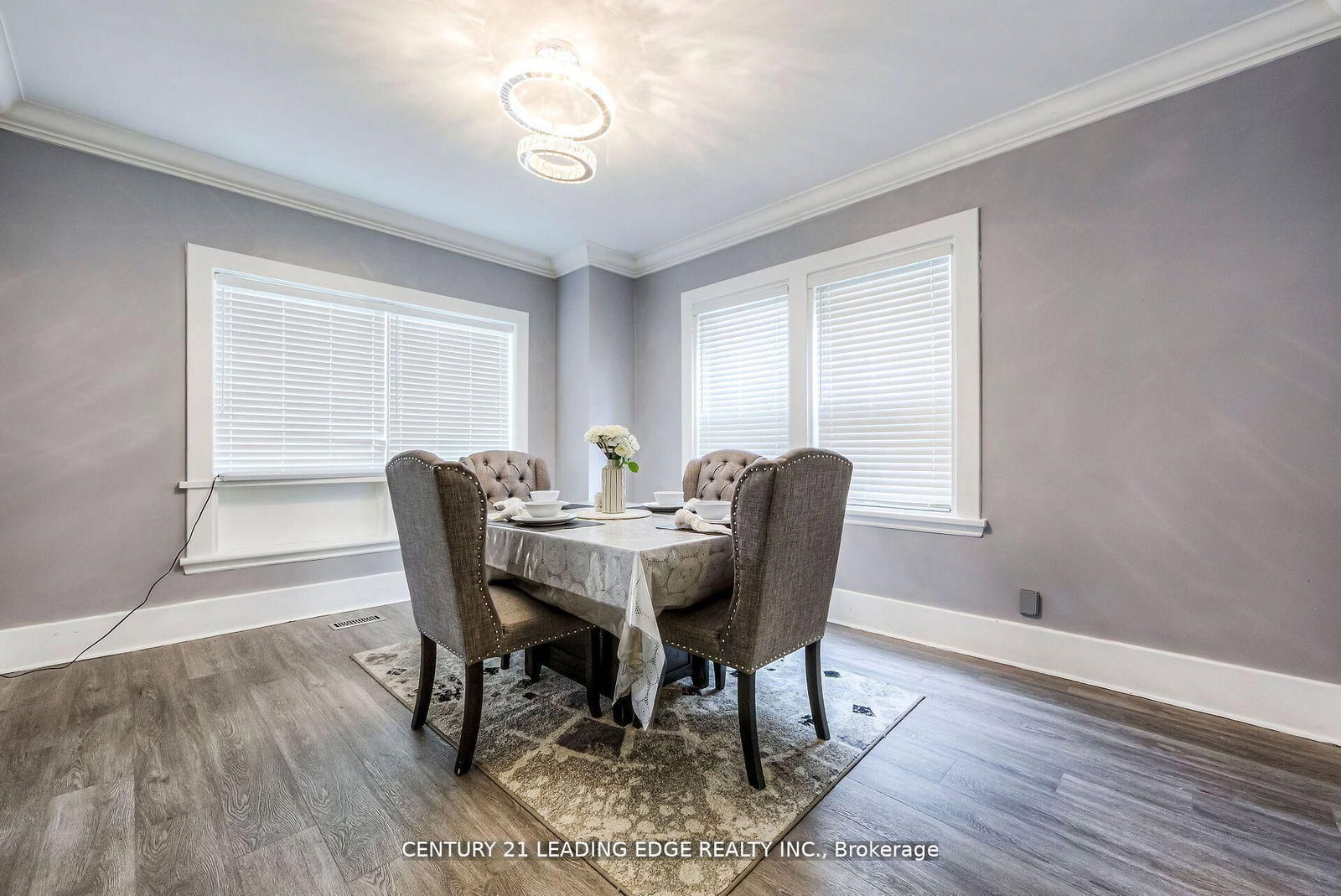 214 Aylmer Street • Peterborough, ON photo 2