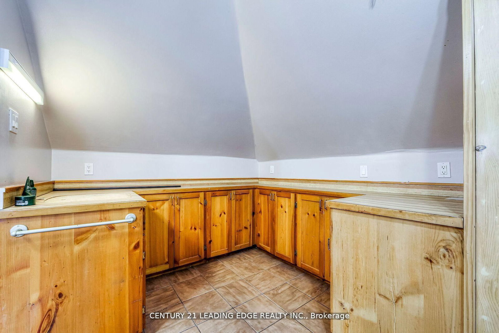 214 Aylmer Street • Peterborough, ON photo 20