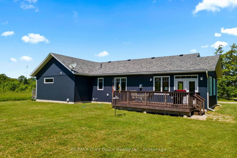 1379 West Rd photo 5