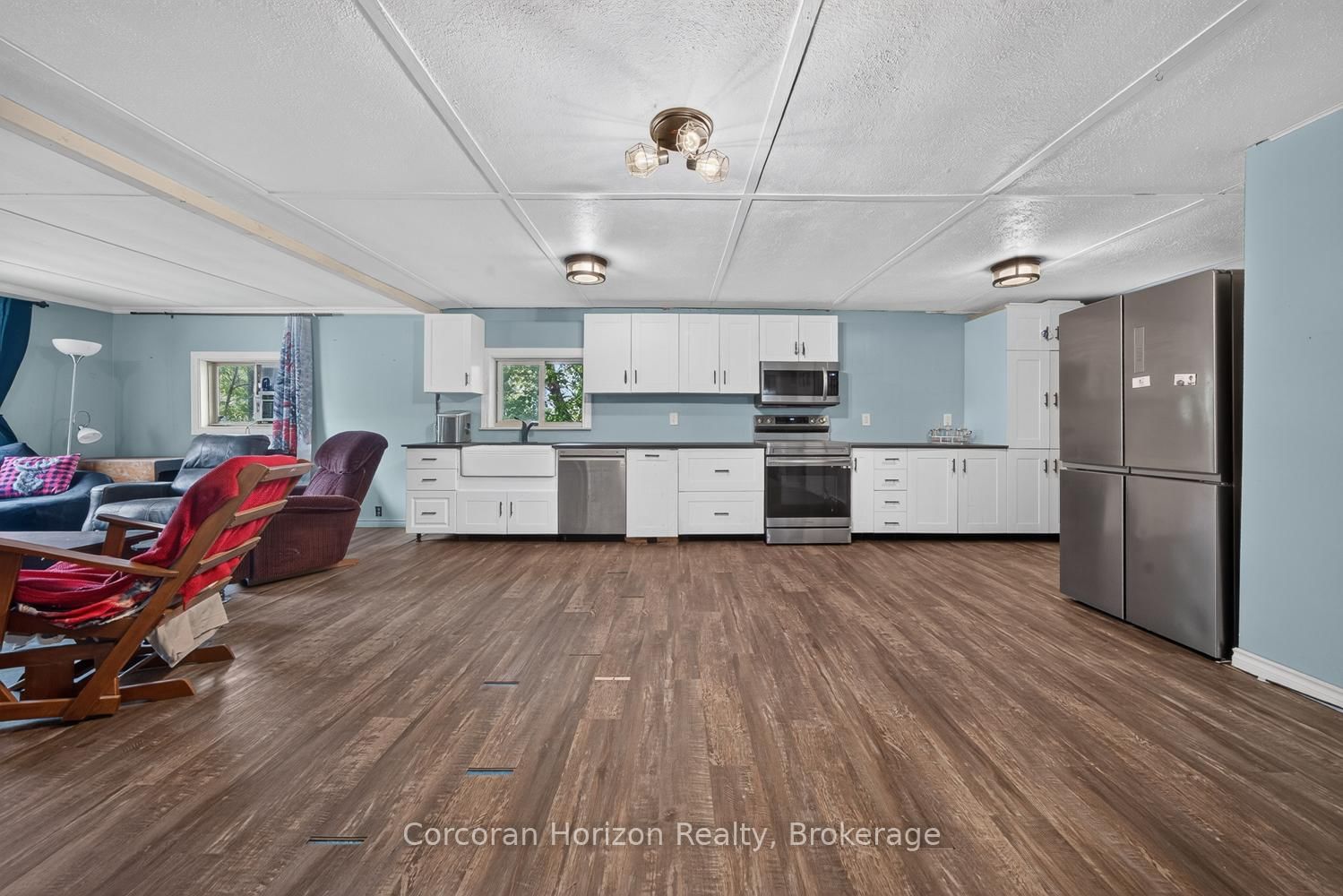 Listing Image 16