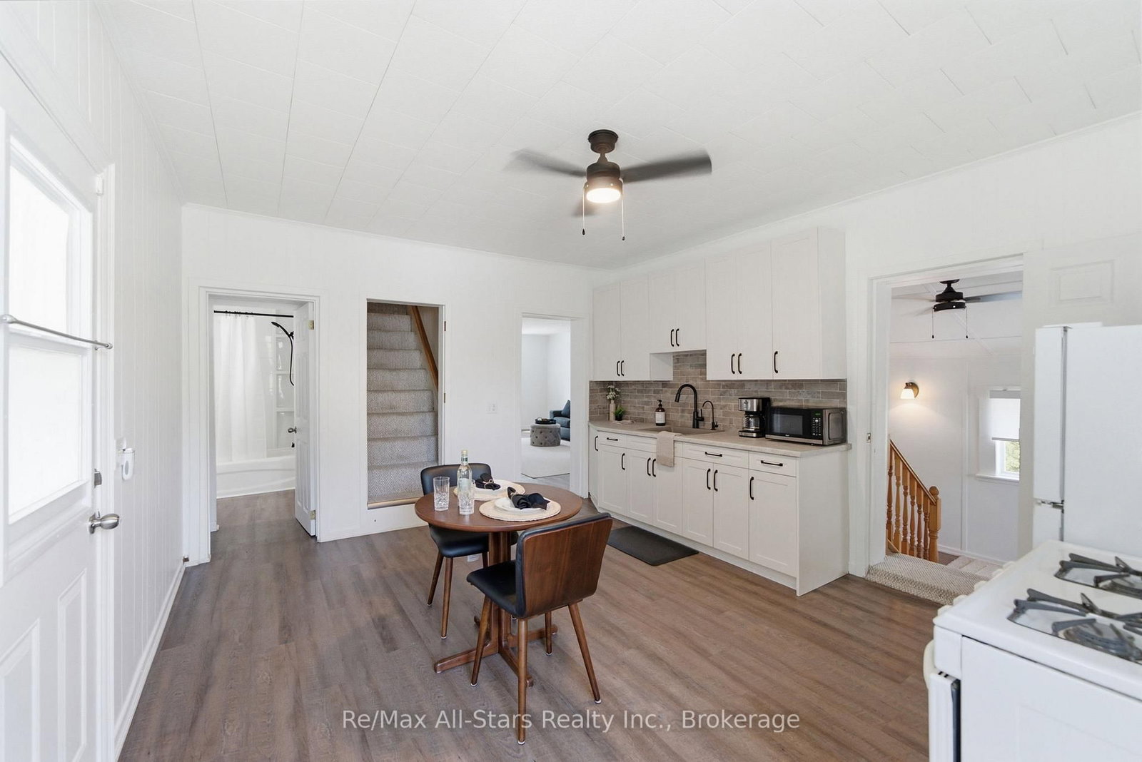2 Bond Street • Kawartha Lakes, ON photo 15