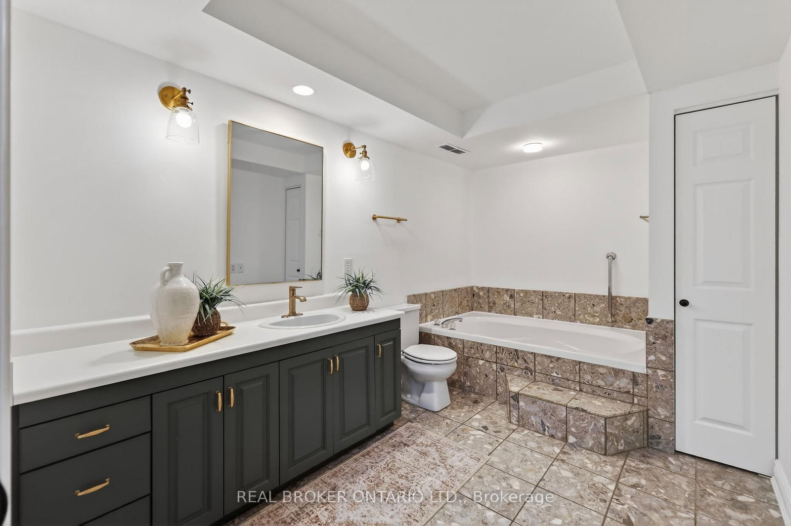 5074 County Road 29 Road • Almonte, ON photo 17