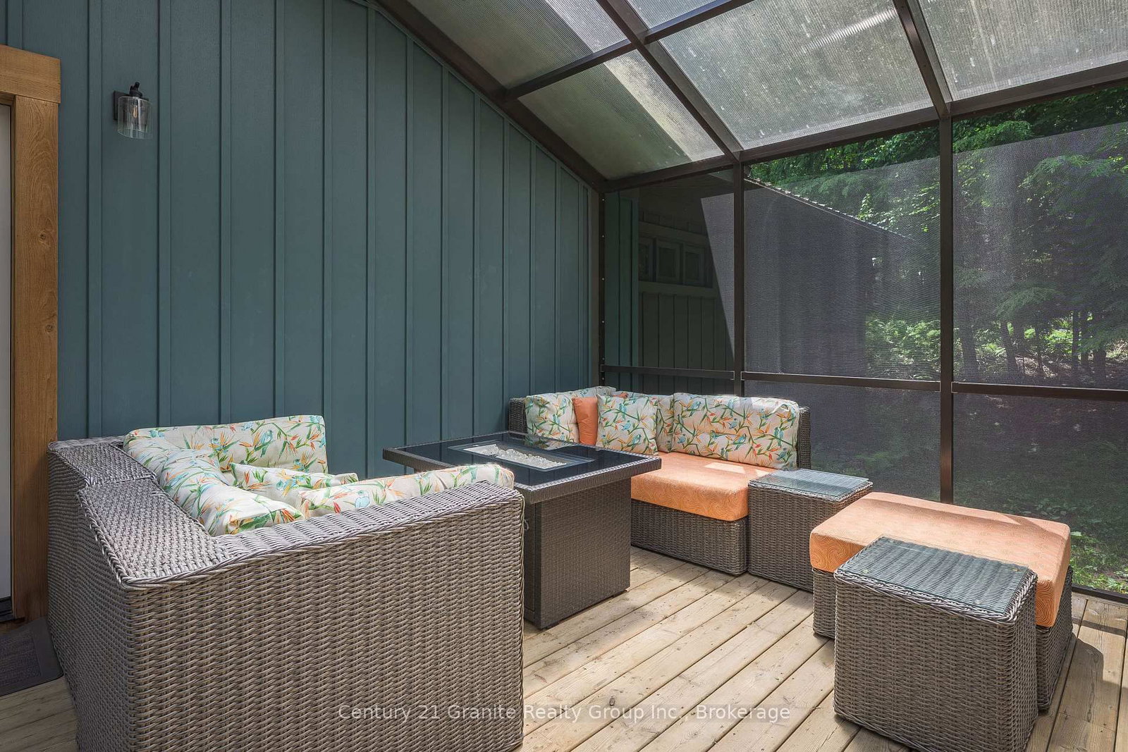 1283 Wonderland Road • Dysart et al, ON photo 14