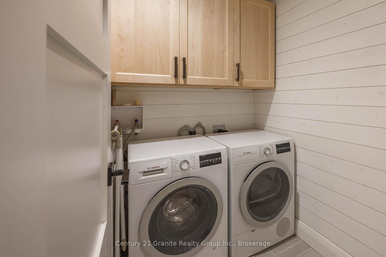 1283 Wonderland Road • Dysart et al, ON photo 31
