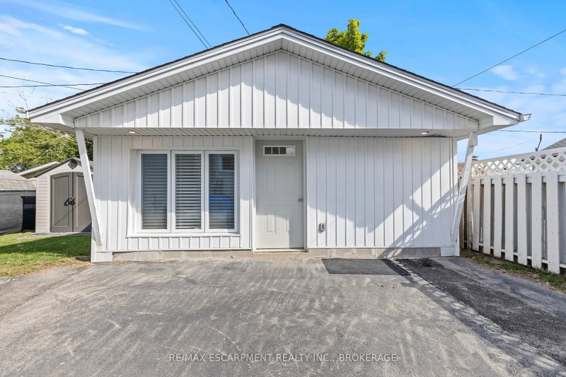 Unit 2 - 362 Gatfield Avenue