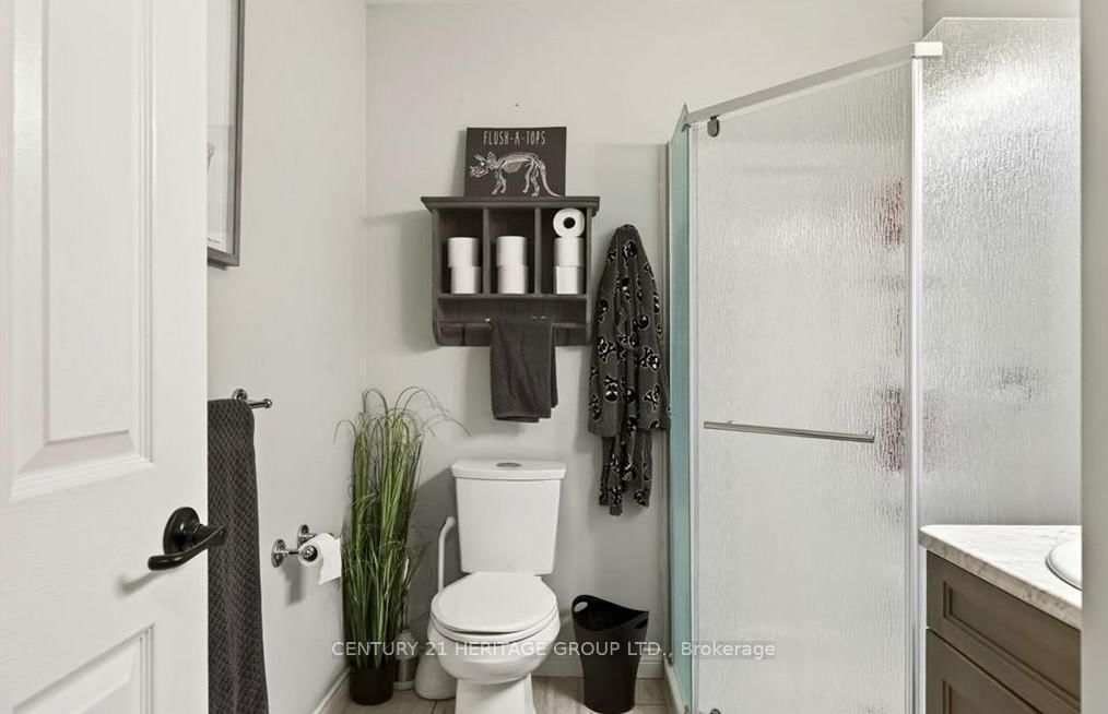 67 MacNeil Court • Haldimand, ON photo 27