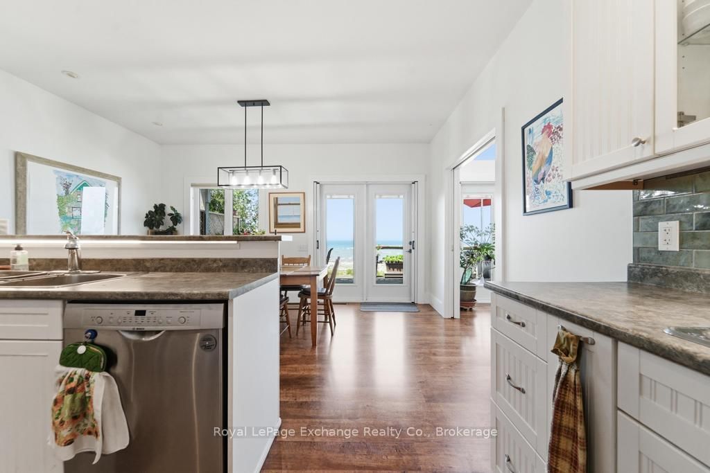 274 Victoria Street • Kincardine, ON photo 20