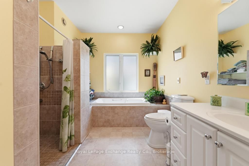 274 Victoria Street • Kincardine, ON photo 28