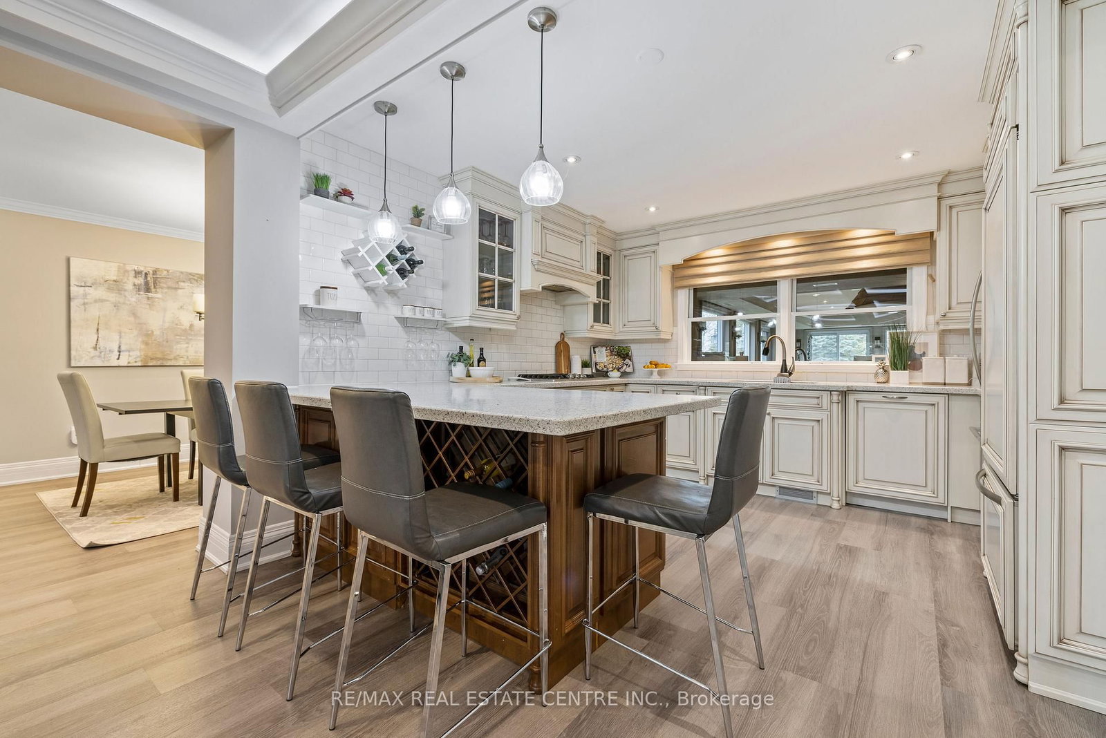 14 Buena Vista Drive • Mono, ON photo 10