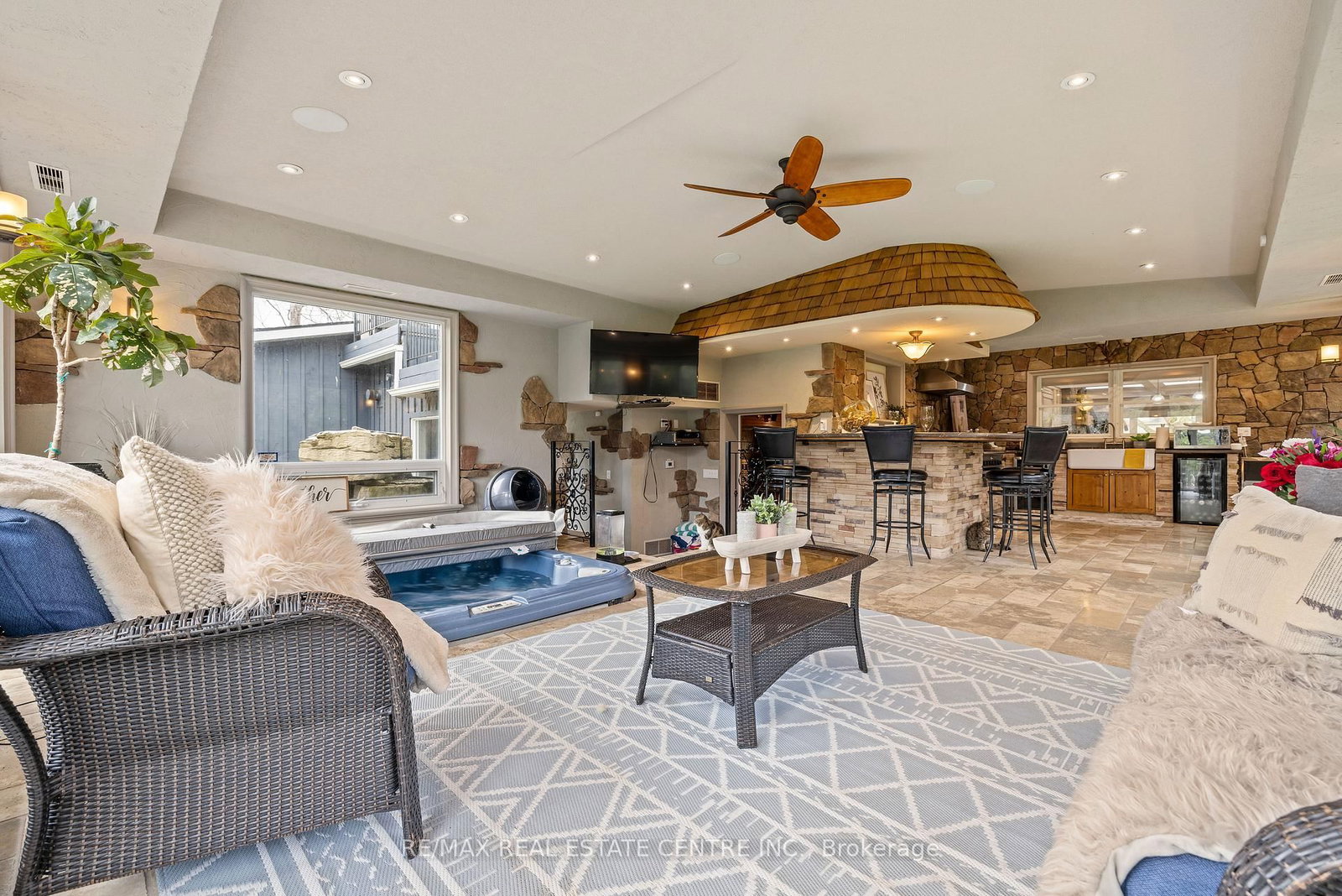 14 Buena Vista Drive • Mono, ON photo 15