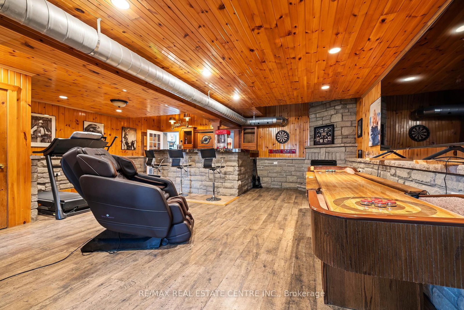 14 Buena Vista Drive • Mono, ON photo 17