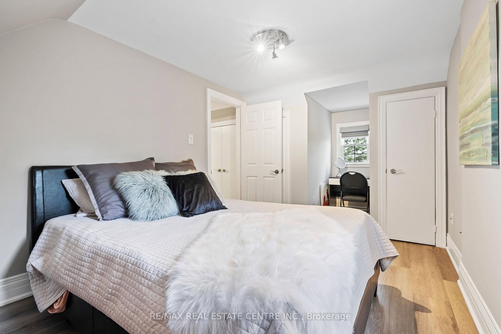 14 Buena Vista Drive • Mono, ON photo 24