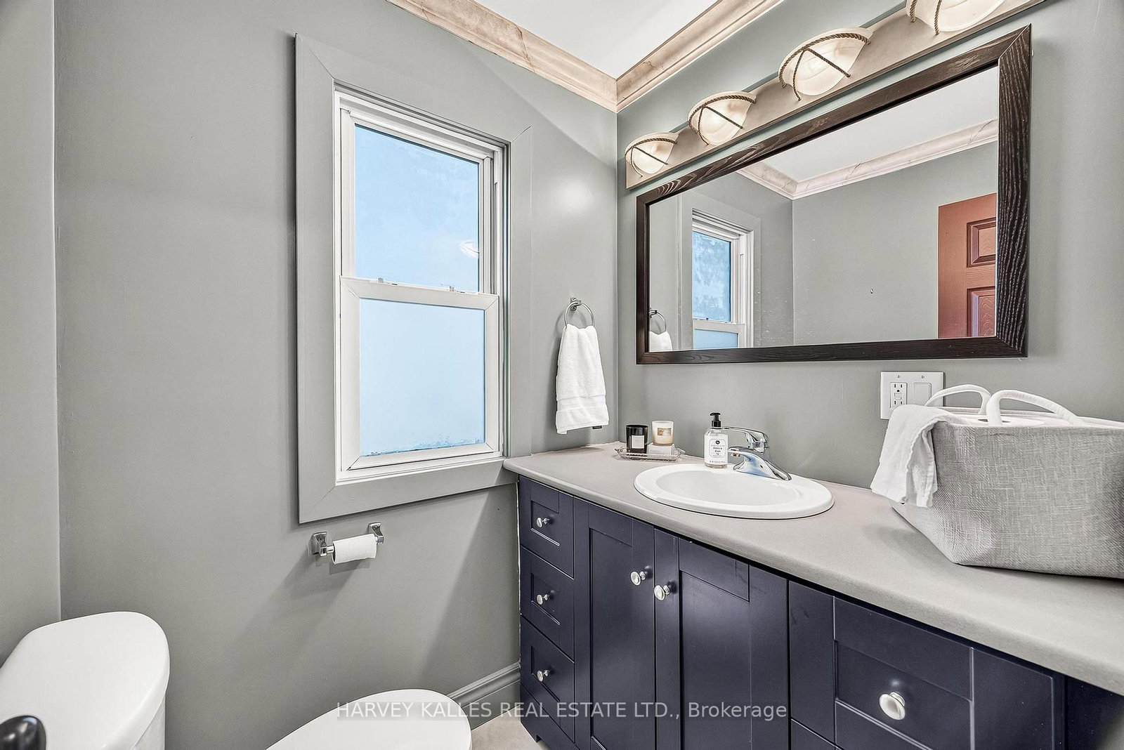 487 Dunsmure Road • Hamilton, ON photo 19