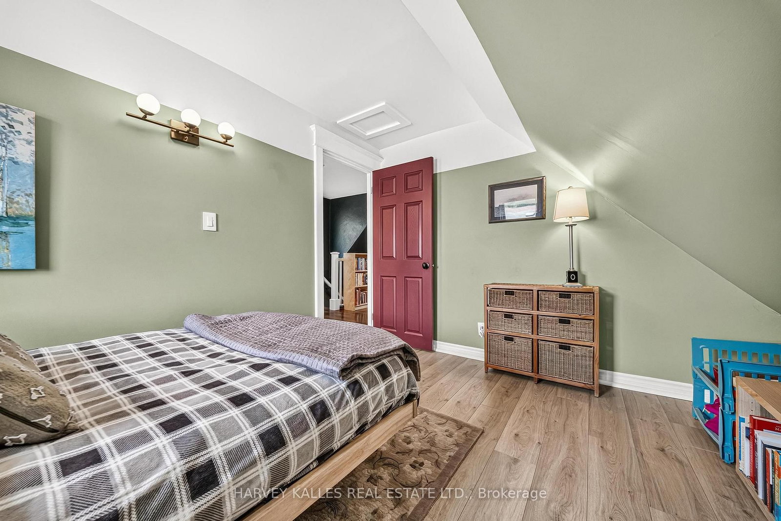 487 Dunsmure Road • Hamilton, ON photo 27