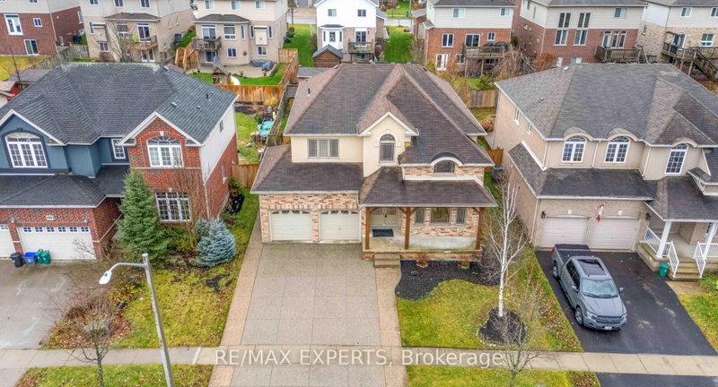 66 Schweitzer Crescent